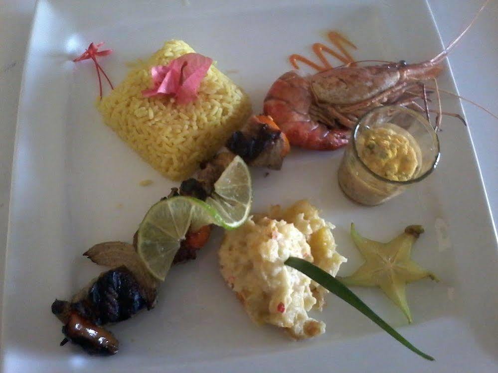 Hotel-Restaurant La Dunette 생트안느 외부 사진